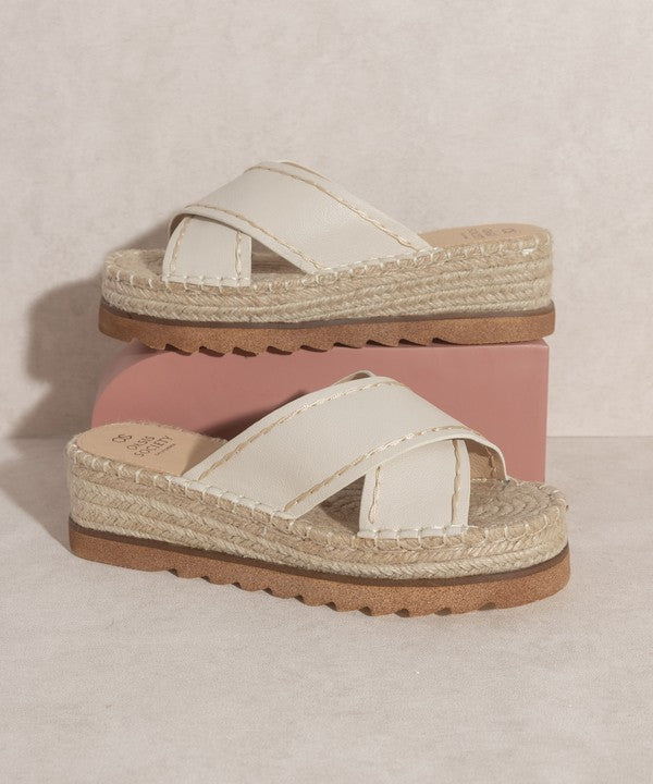 LUCIA-STRAPPY PLATFORM SANDALS