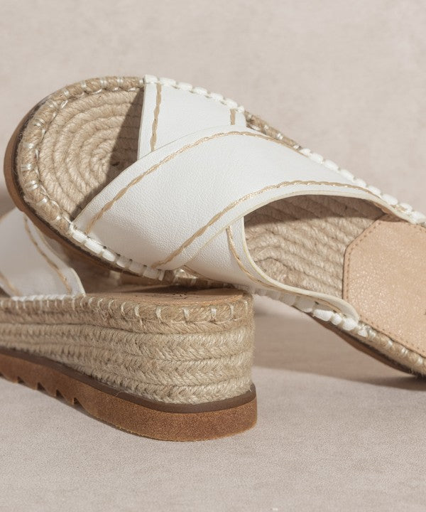 LUCIA-STRAPPY PLATFORM SANDALS