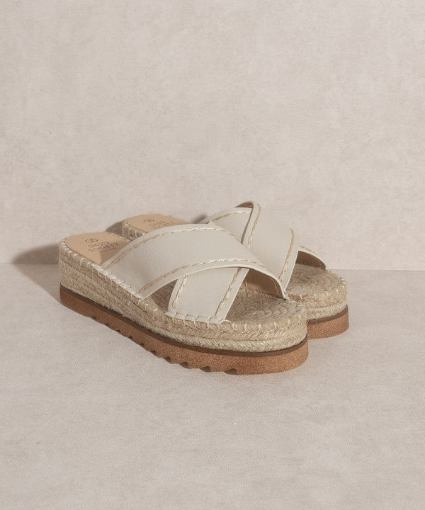 LUCIA-STRAPPY PLATFORM SANDALS