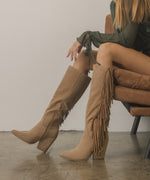 OUT WEST-KNEE-HIGH FRINGE BOOTS