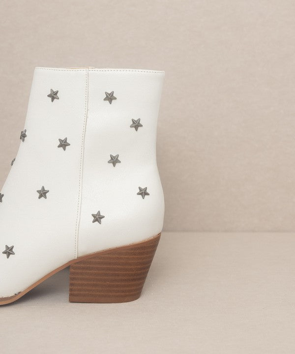IVANNA-STAR STUDDED WESERN BOOTS
