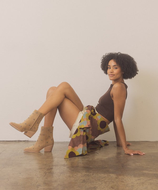 IVANNA-STAR STUDDED WESERN BOOTS