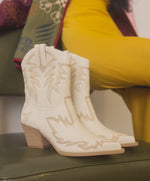 NANTES-EMBROIDERED COWBOY BOOTS