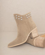 OASIS SOCIETY Alofi - Studded Collar Booties