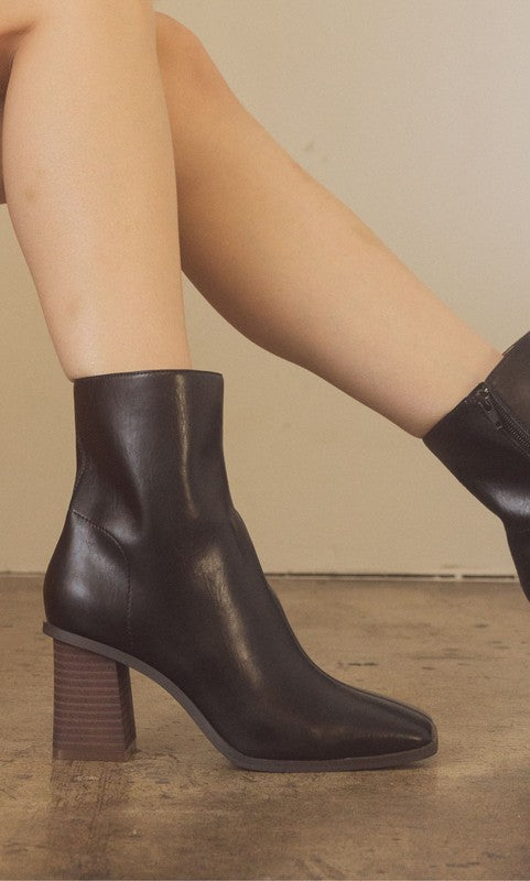 VERA-SQUARE TOE ANKLE BOOTS
