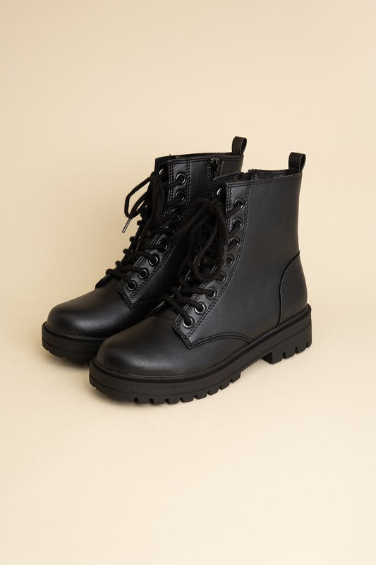 EPSOM LACE UP BOOTS