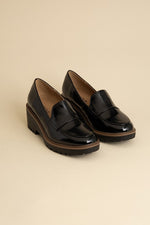 SMART LOAFERS