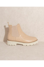 GIANNA-CHUNKY SOLE CHESEA BOOT