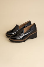 SMART LOAFERS