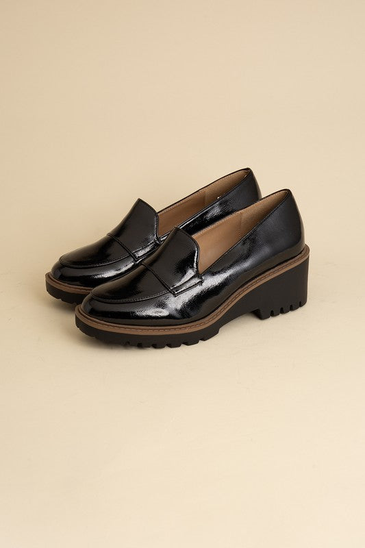 SMART LOAFERS
