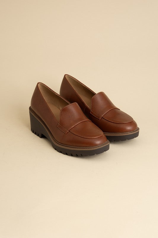 SMART LOAFERS