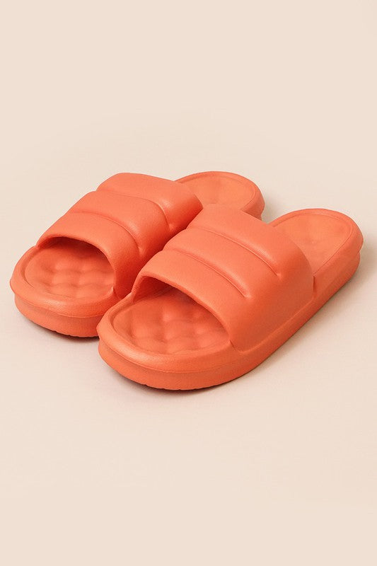 NON SLIP PILLOW FORM CLOUD SLIPPERS